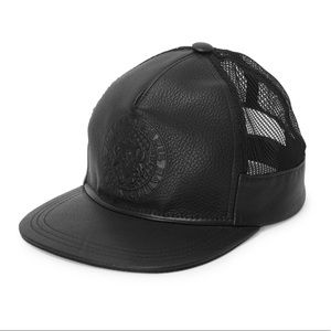 🆕 Authentic Balmain Paris luxury Leather black hat - unisex